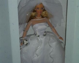 NIB Blushing Bride Barbie 1999
