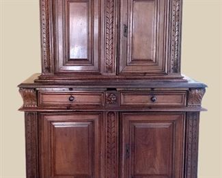 Fine Antique Italian Cabinet, Excellent condition.