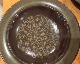 large set of Franciscan pottery dinnerware