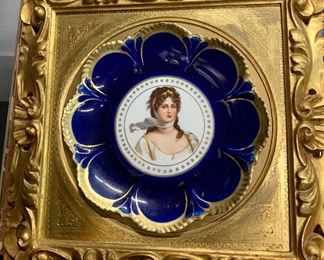 20th century Lady Plate porcelain with gold and enamel decorations framed in wood gilt frame