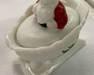 Westmoreland glass vintage Santa Claus in sled candy jar container