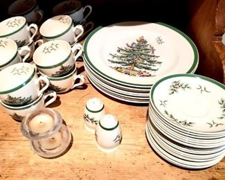 Spode Christmas Tree Dinner Plates, Cups & Saucers