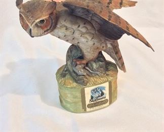 Ski Country Limited Edition Big Horned Owl, 8 1/2" H. 