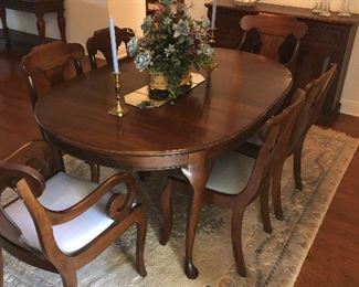 Pennsylvania House Dining Table/6 chairs