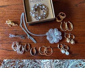 Vintage Fashion Jewelry 