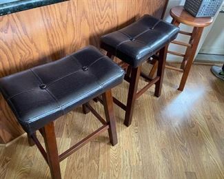 . . . this pic shows two more bar stools matching the previous pair