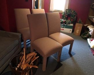 (4) dining chairs