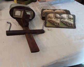 Stereoscope with photo cards from early 1900s