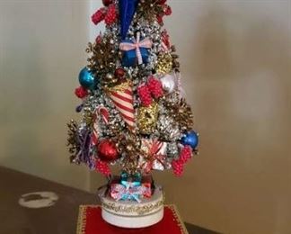 Many Xmas decorations