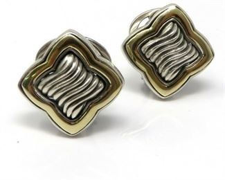 DAVID YURMAN: Marked: D YURMAN 925 750
Earrings are about 23 X 23mm, Total Weight: 14.8 gram, Omega Clip. Comes with David Yurman Pouch 