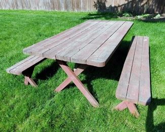 Wooden picnic table with 2 benches
