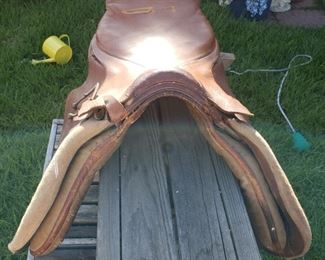 English saddle