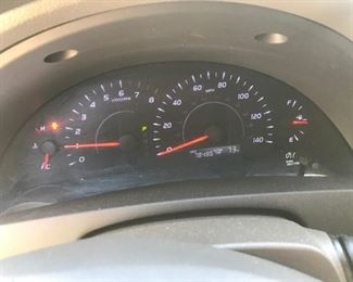 2010 TOYOTA CAMRY $7000 , 78k miles rear panel passenger side scratch and passenger side mirror replaced with wrong color