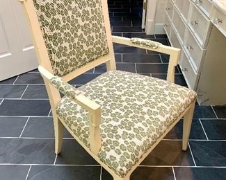 $250 - Custom Upholstered Century Furniture Armchair - 24 x 20 x 40 (sells new for $800) (some damage on the back) 