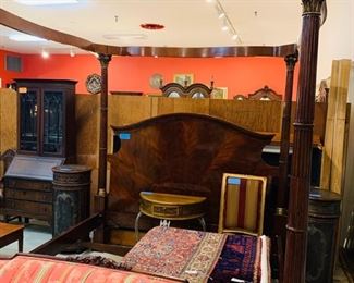 Kin Mahogany Bed.... VERY FINE