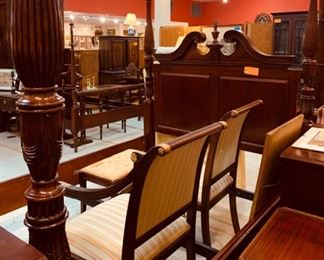 Fine Queen Mahogany Rice Bed