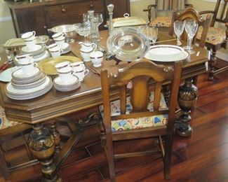 antique dining table