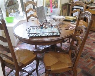 kitchen table & chairs