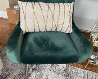 Imagine this beautiful peacock green chair in your home!