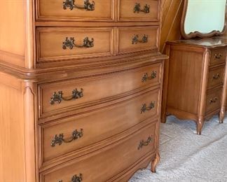 CHERRY Double Dresser