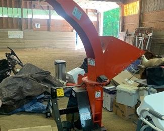 DR 3 point hitch self feeding chipper