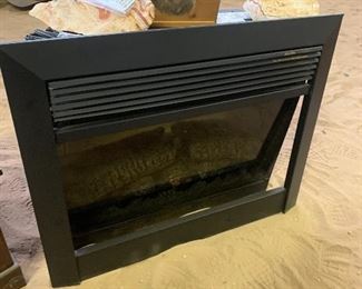 DIMPLEX FIREPLACE, READY TO BE INSTALLED!