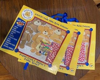 Build-A-Bear Pawsitively Perfect Paper Bears 