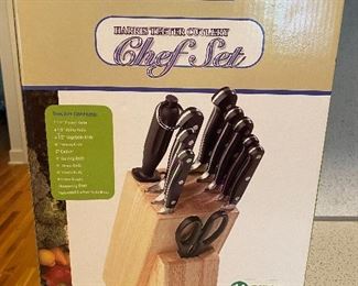 Harris Teeter 11 Piece Cutlery Set