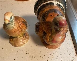 Thanksgiving Salt and Pepper Shakers