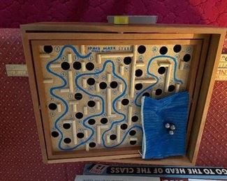 Drueke Space Maze Game