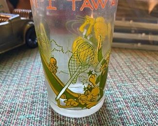 1974 Warner Brothers Premium Glass