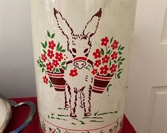 Tea Lithograph Mule Canister