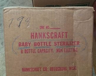 Hankscraft Baby Bottle Sterilizer in Original Box