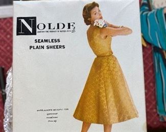 Vintage Nolde Seamless Shears in Original Box