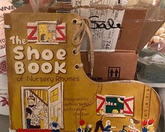 The Shoe Book of Nursery Rhymes