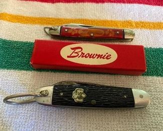 Vintage Brownie Knife in Box and Vintage Girl Scout Knife