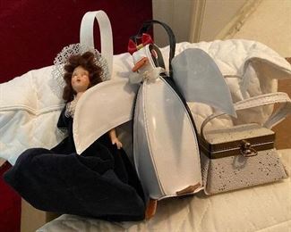 Vintage Girl's Purses (Vinyl Figural Penguin Purse)