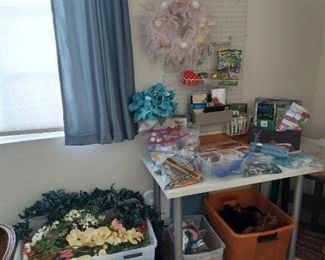 More craft and floral items