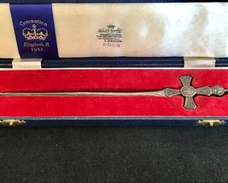  $40 - Replica Queen Elizabeth coronation sword in box 8 3/4" Long 