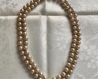 $25 Faux pearl necklace with silver tone clasp.  16"L