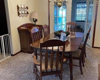 Dining room set with matching China cabinet