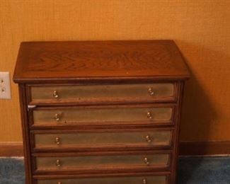 Vintage 5 drawer cabinet