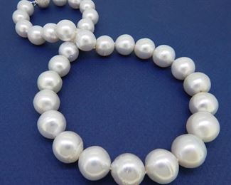 12-15mm 31 South Sea Pearl Necklace