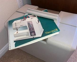 sewing machine - Bernina Record 930