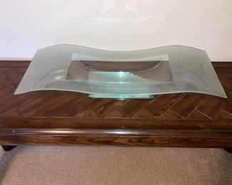 Cool deco style glass centerpiece