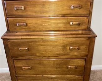 vintage chest of drawers