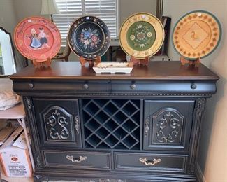 Kathy Ireland Home Buffet