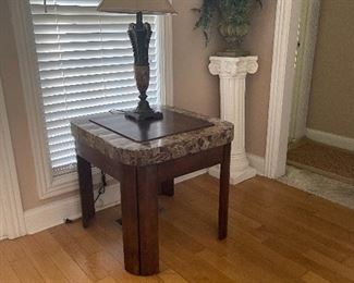 Marble/Wood end table    Lamp