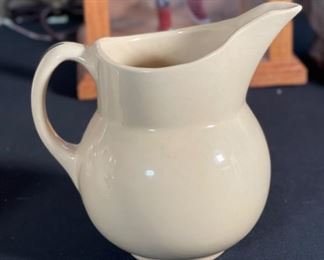 Watt Pottery 15 Pitcher Apple Advertising Coleson Holmquist 5.5x5.75x4.25in HxWxD