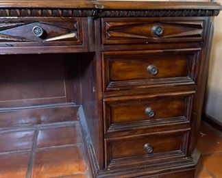 Hooker Furniture Seven Seas Executive Desk 31x73x38in HxWxD